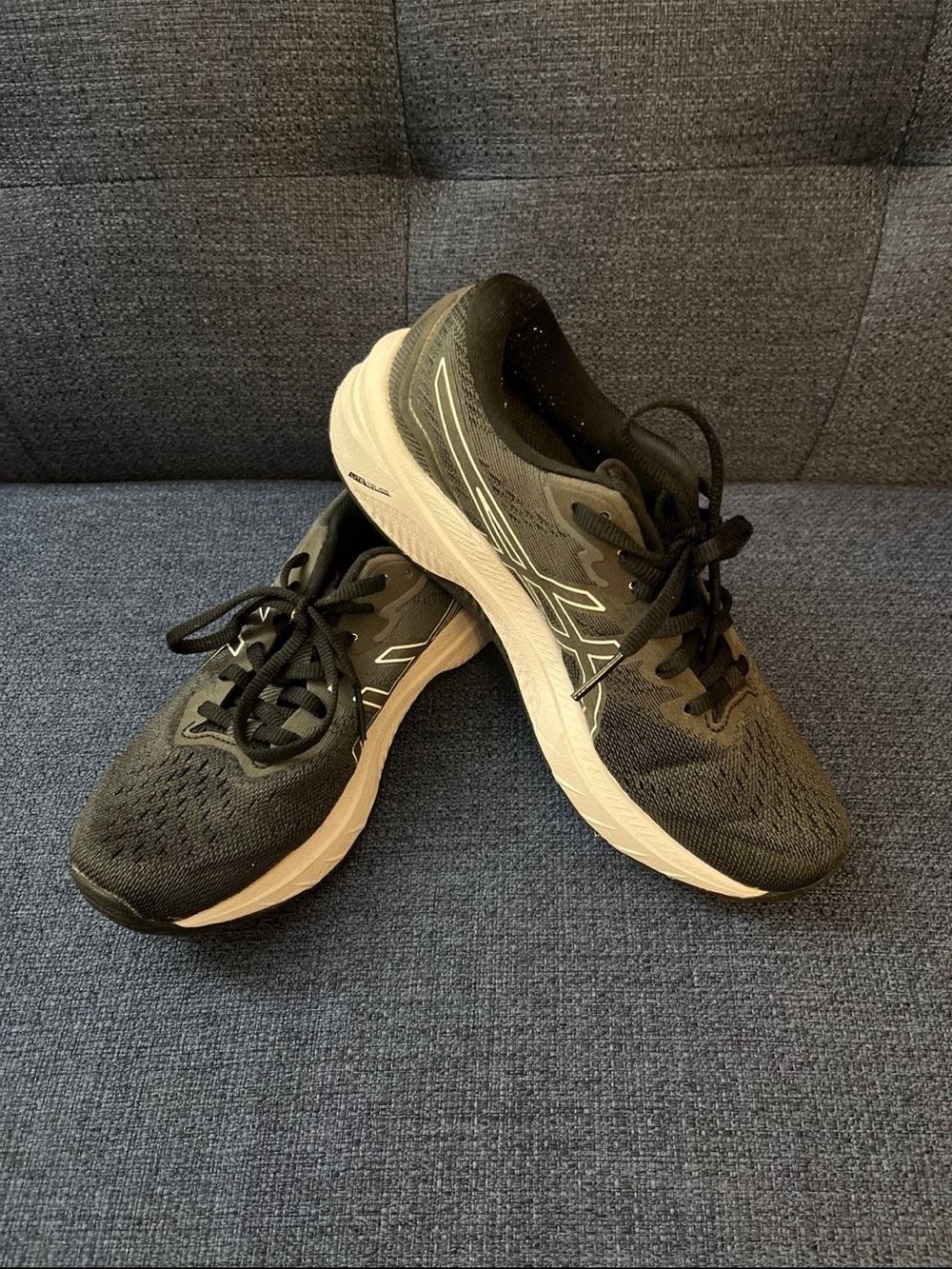 Women’s ASICS Flyte Foam Sneakers-Size 6.5 Women